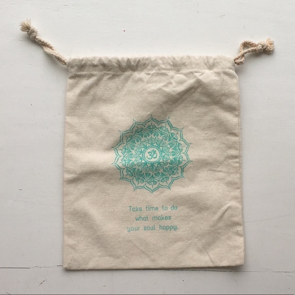 Mandala Pouch - Picture 2 of 5